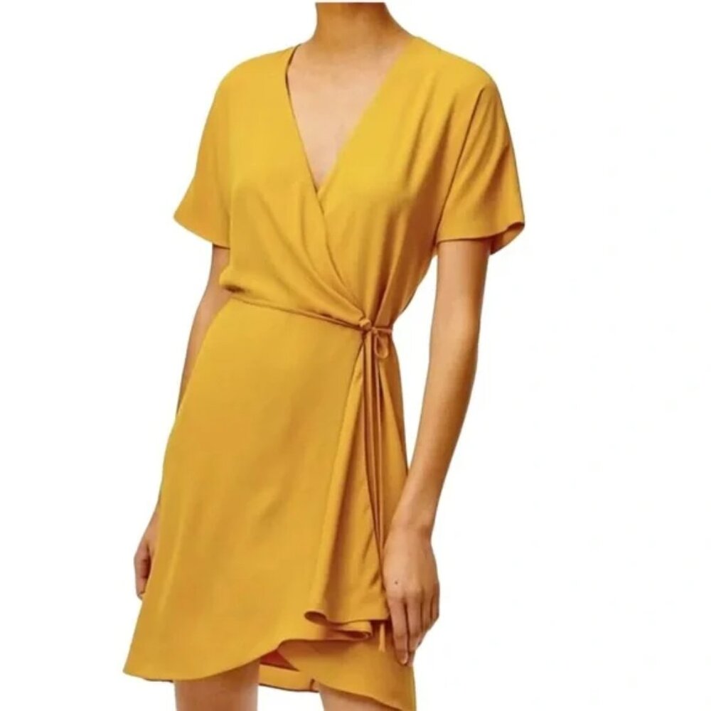 Aritzia Babaton Wallace Wrap Dress in Cairo Gold Size XS